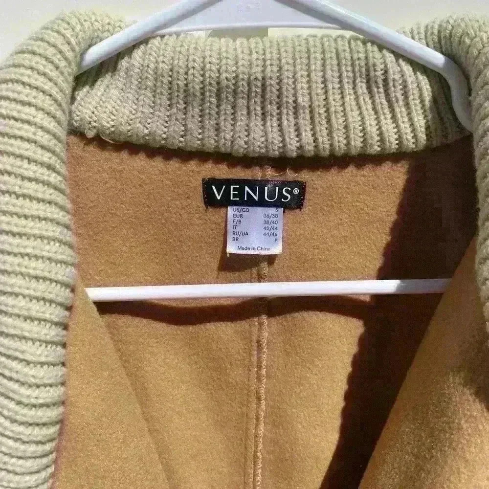 Venus 2 toned knit cardigan SZ small - Picture 4 of 7